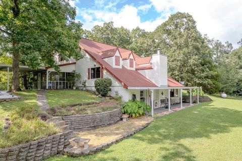 222 Floodtown Road CHATSWORTH GA 30705