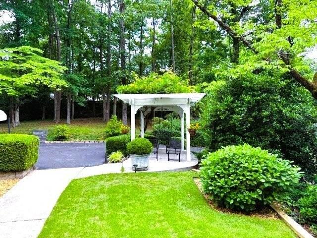 816 Dogwood Lane