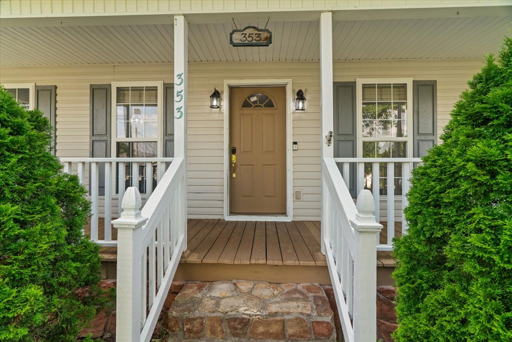 353 Diamond Way