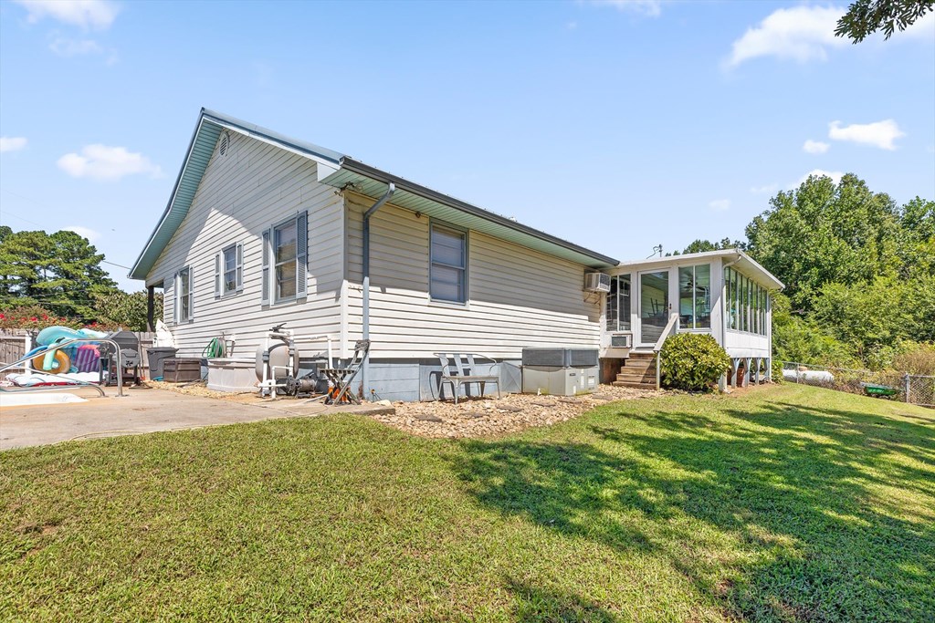164 Poteet Rd