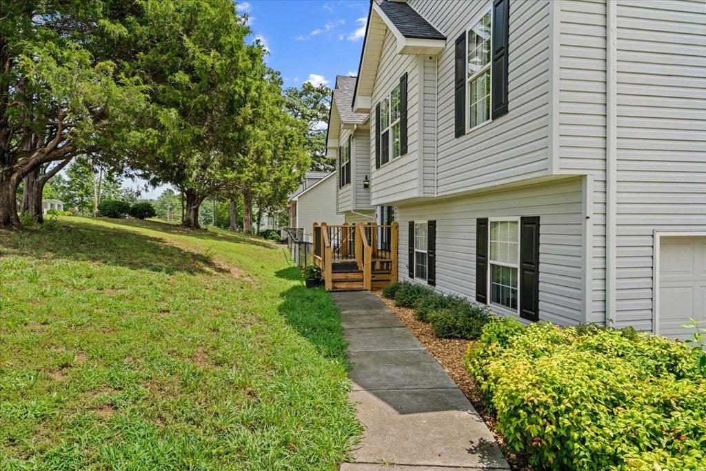 212 Courtney Circle