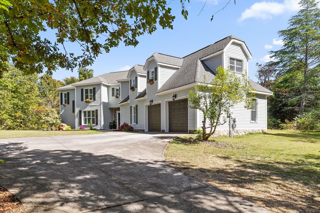 453 Harvest Lane
