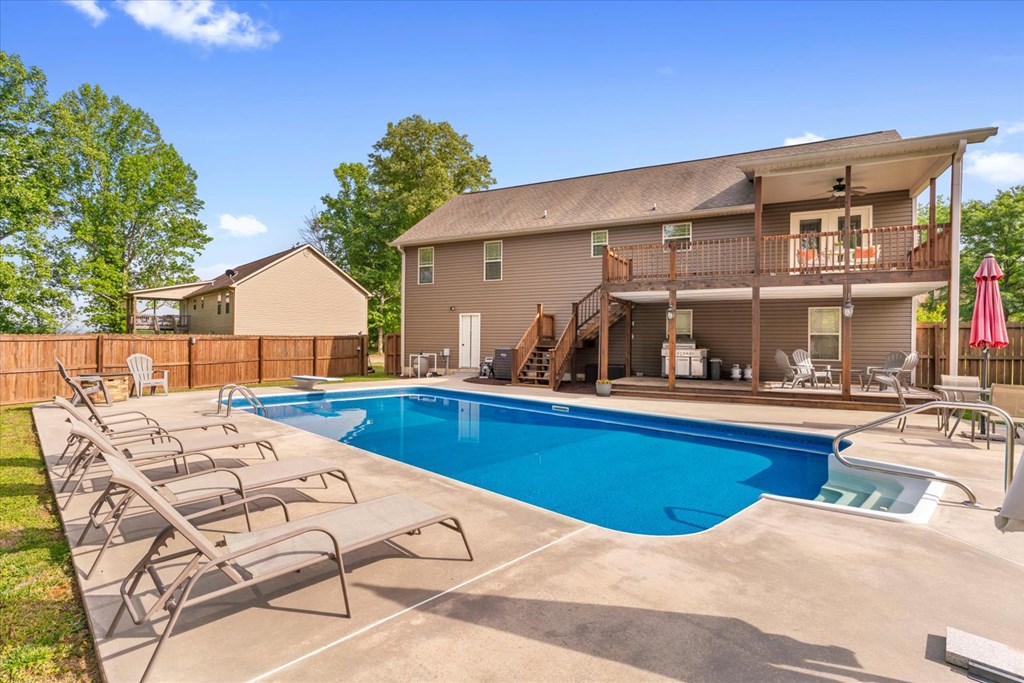 1065 Country Meadows Lane