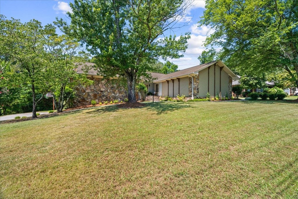 1229 Covie Drive