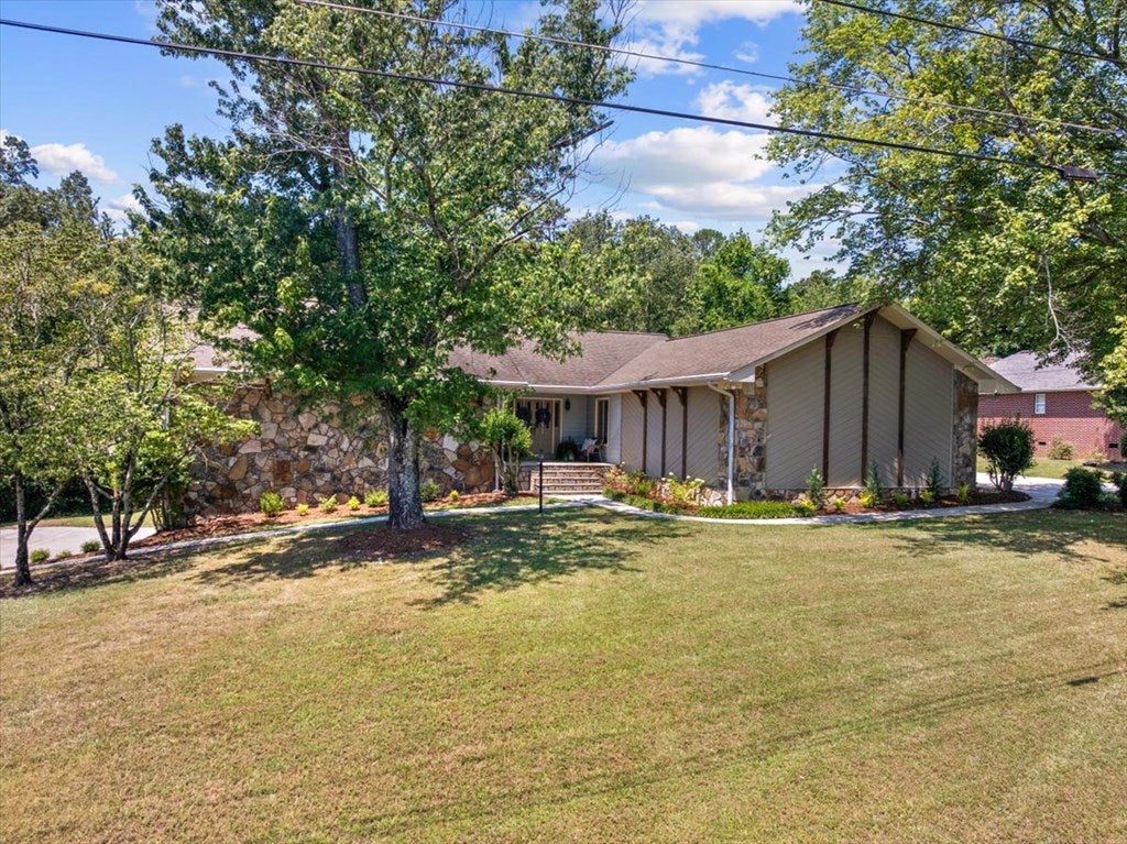 1229 Covie Drive