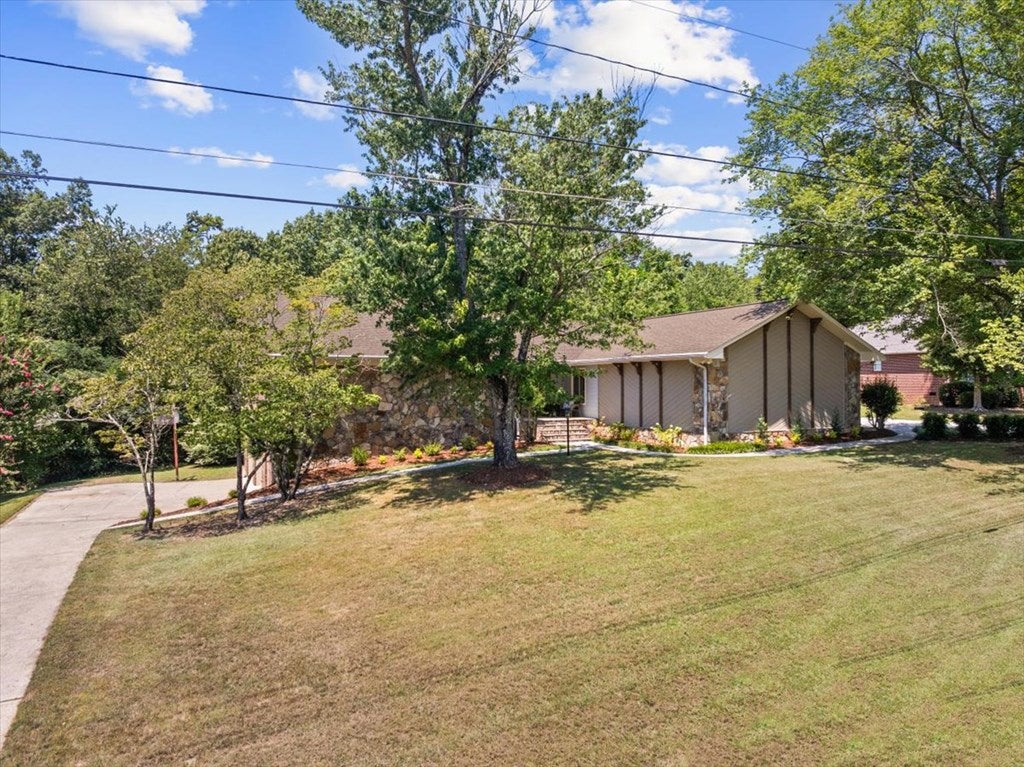 1229 Covie Drive