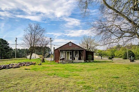 47 Broad Street Crandall GA 30711
