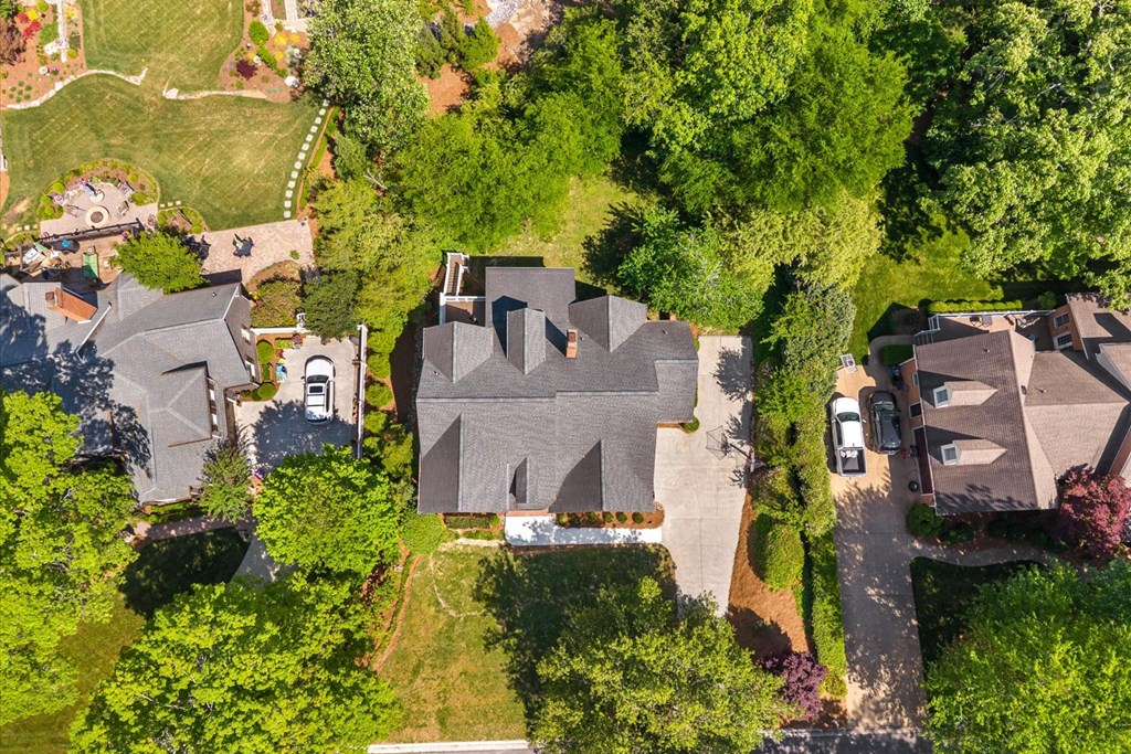 1906 Cameron Drive