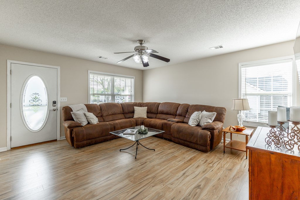 206 Glen Eden Way