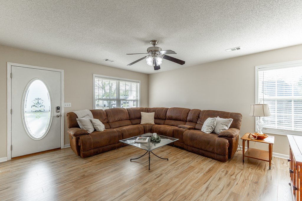 206 Glen Eden Way