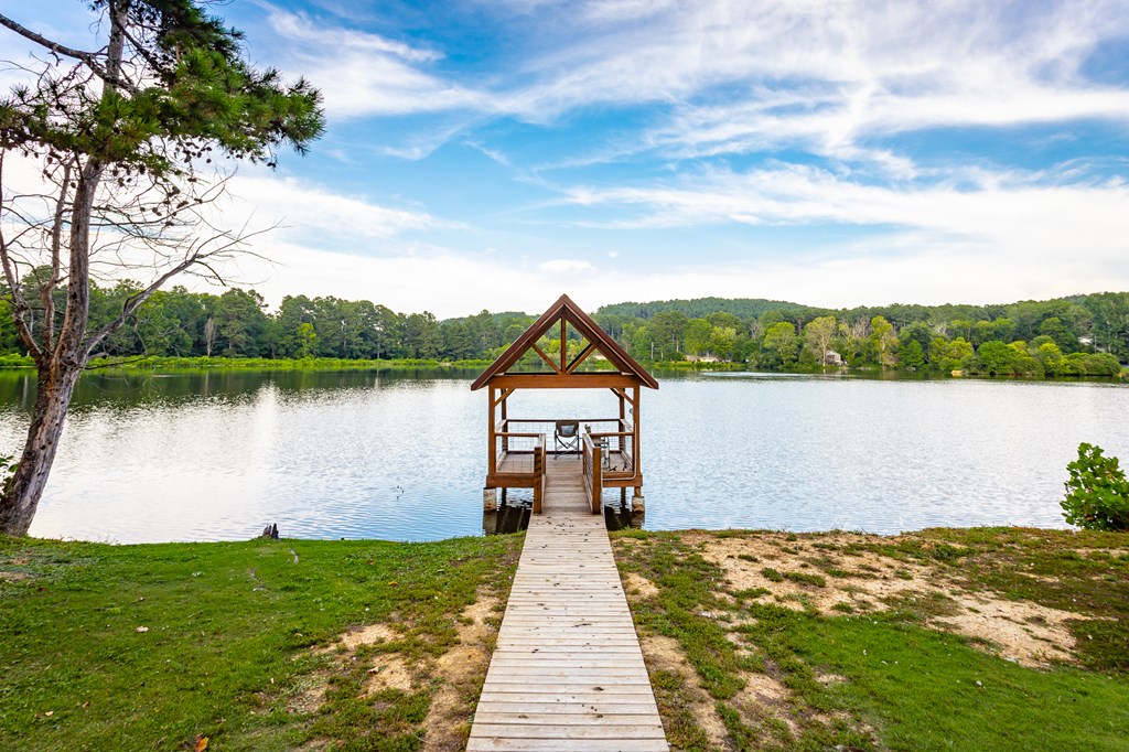 1370 Peggy Lane Units A & B