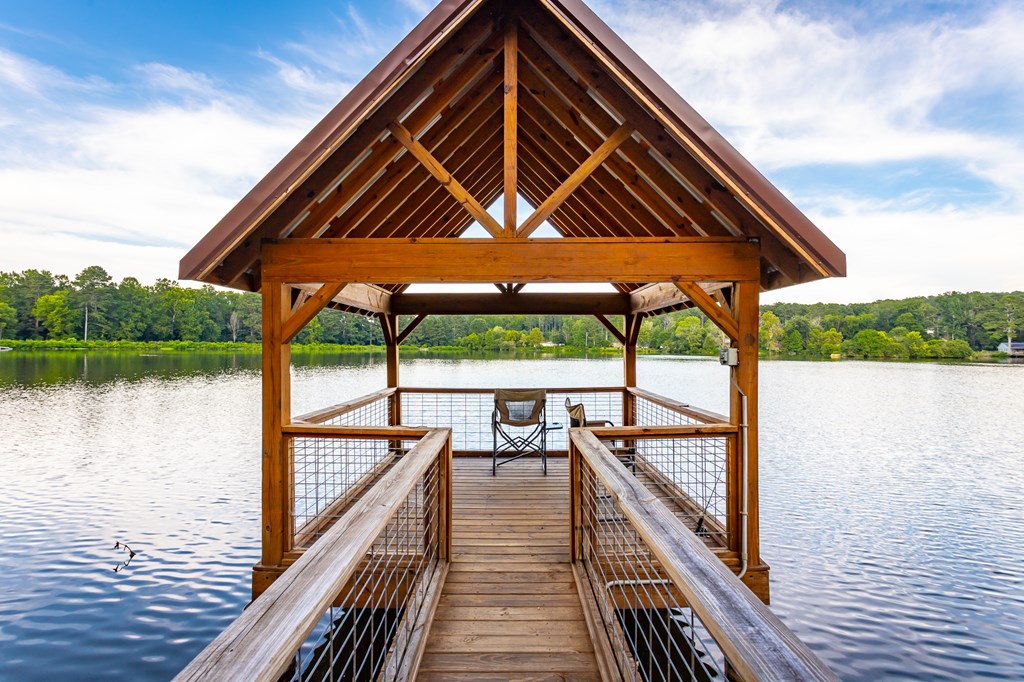 1370 Peggy Lane Units A & B