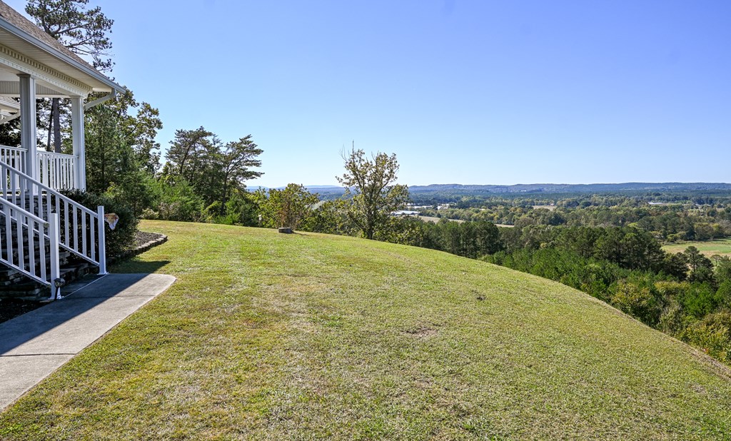 360 Harris Lane