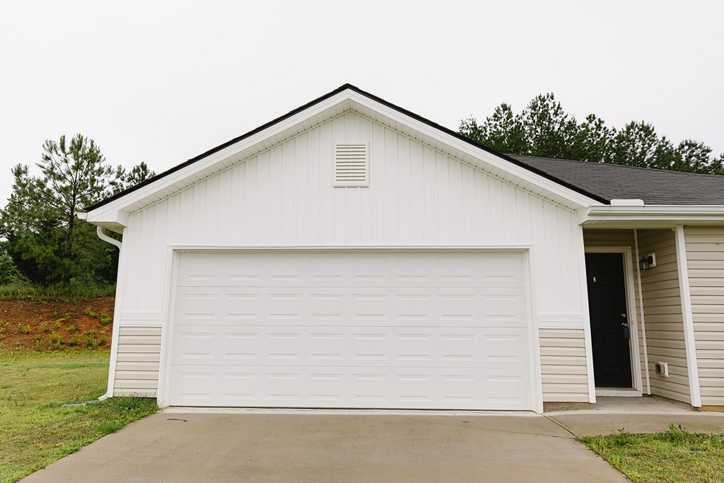 283 Parkland Way