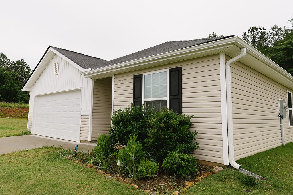 283 Parkland Way