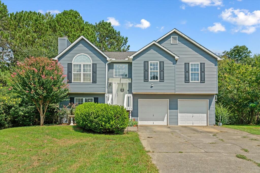 678 Shawn Ln