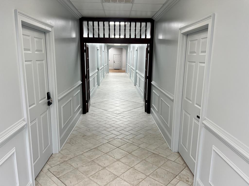 Photo 1 of 12 — 122 N 3rd Avenue, CHATSWORTH, GA 30705