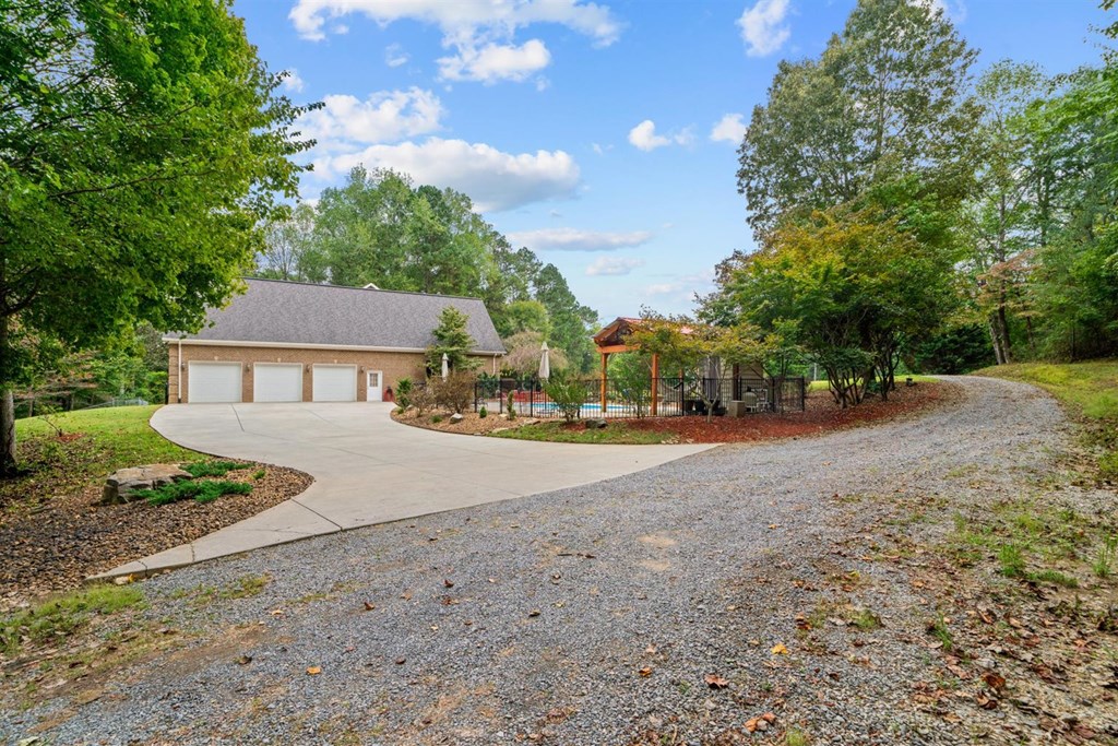 1484 Fowler Drive