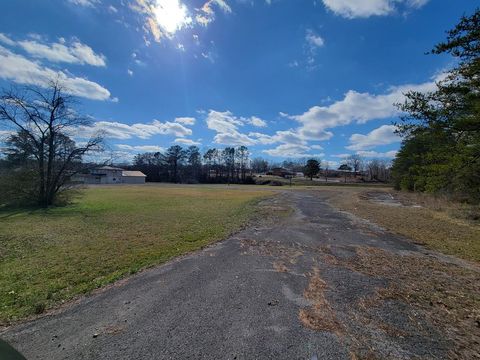 707 S 3rd Avenue CHATSWORTH GA 30705