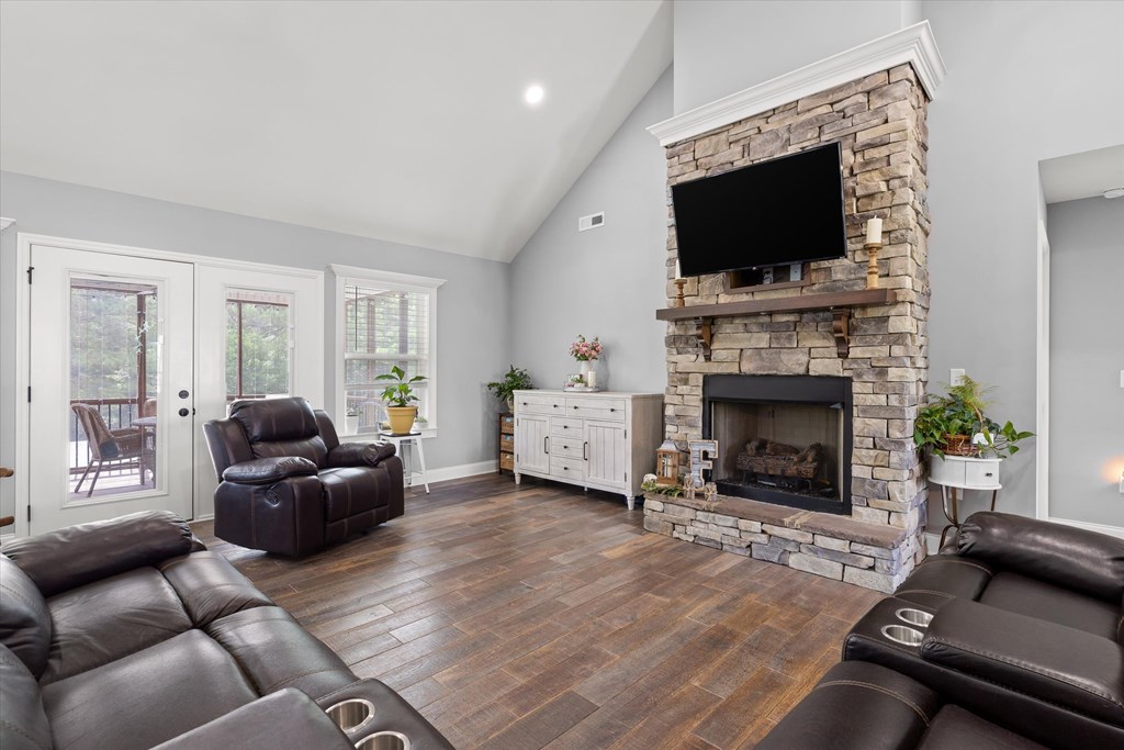 72 Farm View Circle