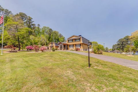 1914 Tiffany Lane DALTON GA 30720