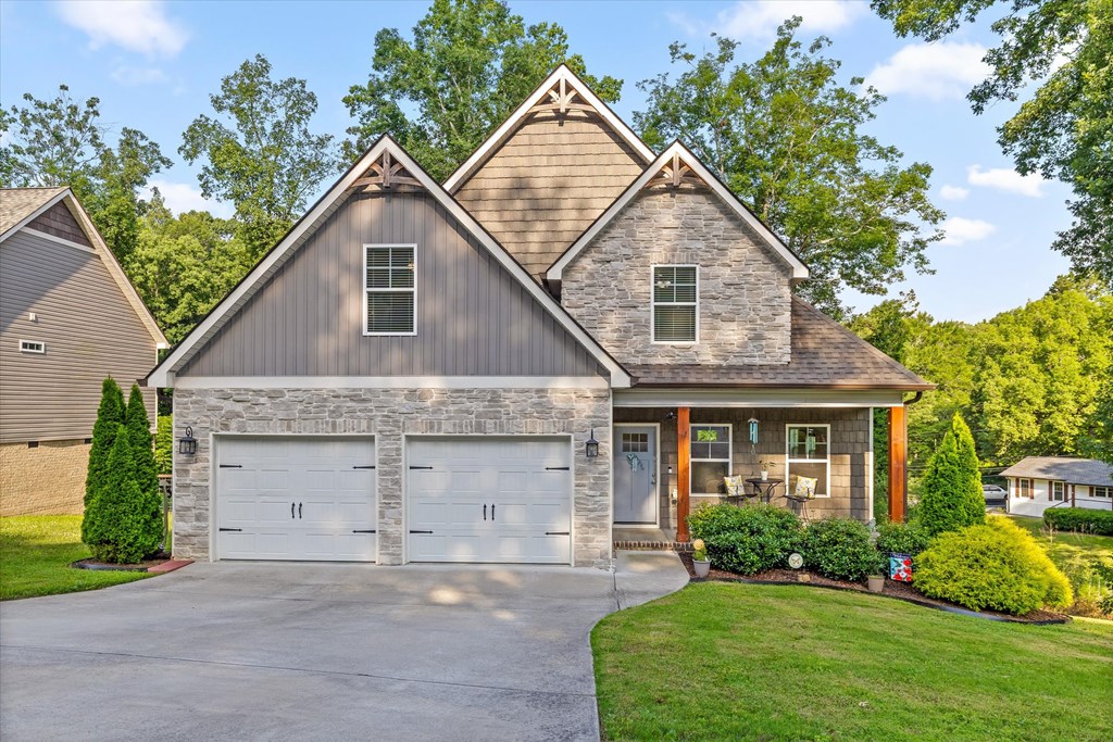 359 Maple Way