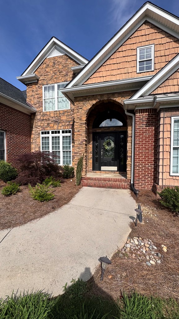 411 Overlook Way