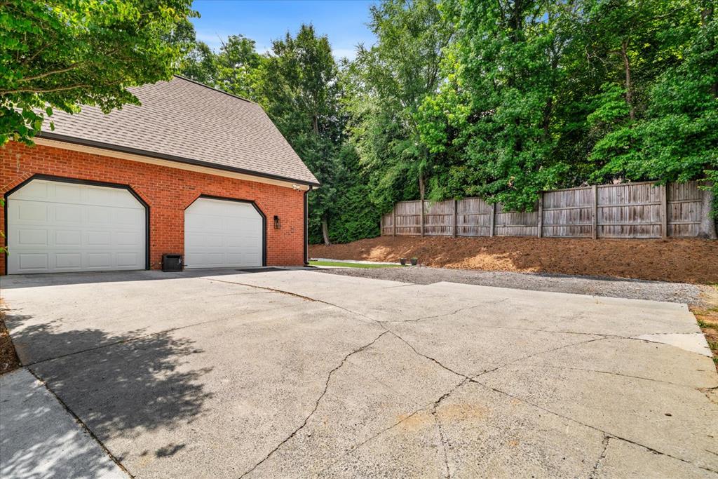 2654 Foxmore Circle