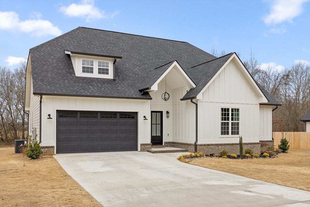 186 W Madison Street