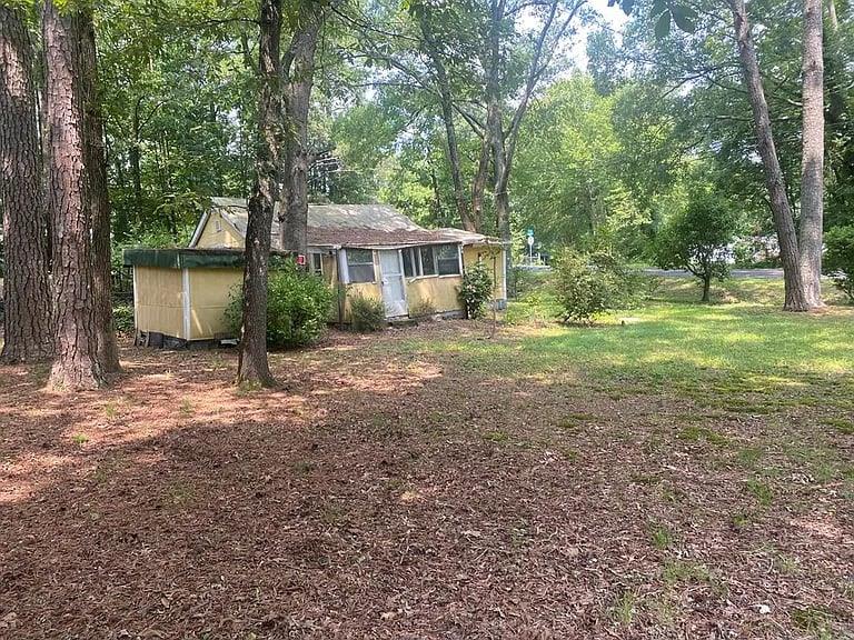 Photo 1 of 4 — 630 N 7th Avenue, CHATSWORTH, GA 30705