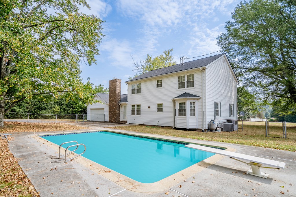 2512 Dug Gap Road
