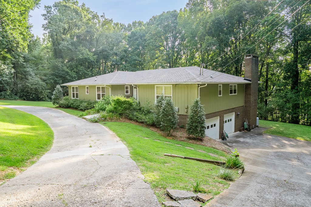 1909 Sourwood Drive