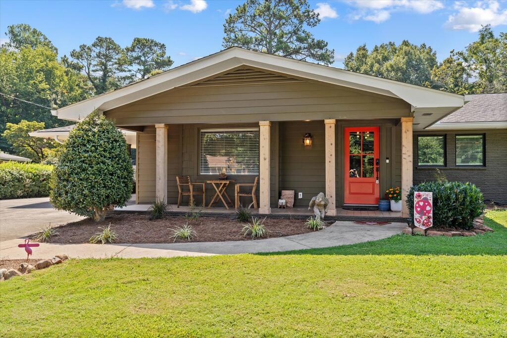 921 Hardwick Circle