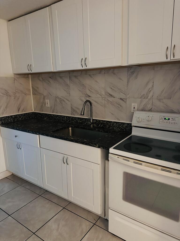 1775 Westside Circle 4