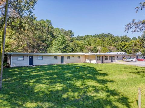 3950 S Dixie Hwy DALTON GA 30721