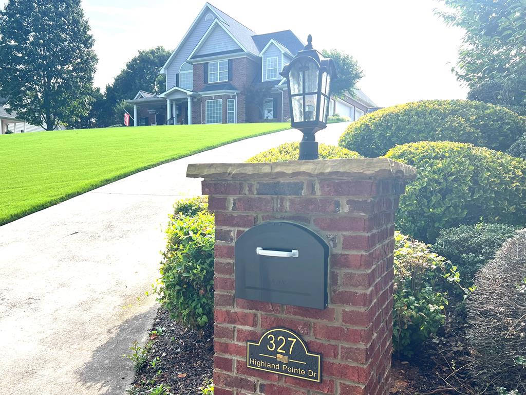 327 Highland Pointe Drive