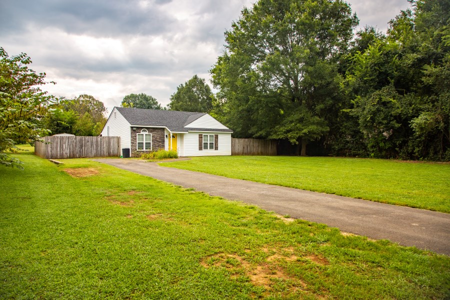 1142 Jim Petty Road