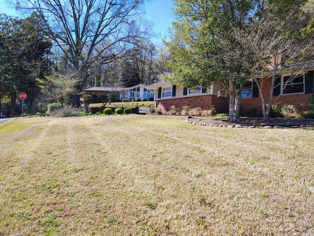 1410 Sherwood Drive
