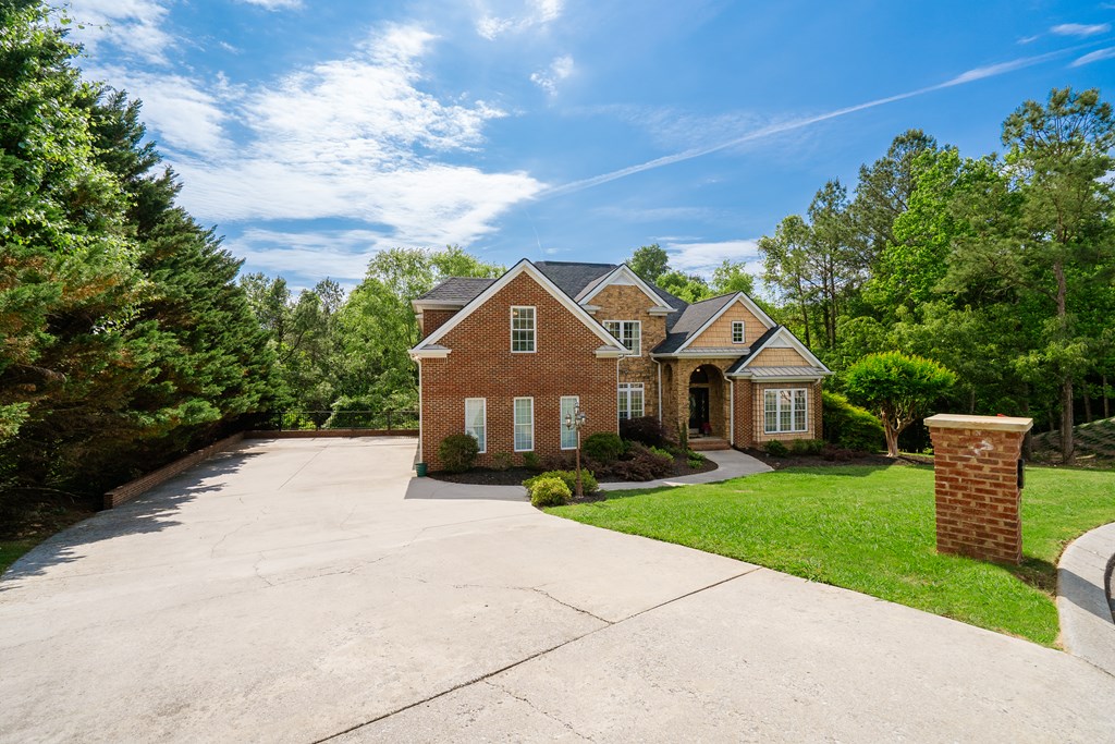 411 Overlook Way