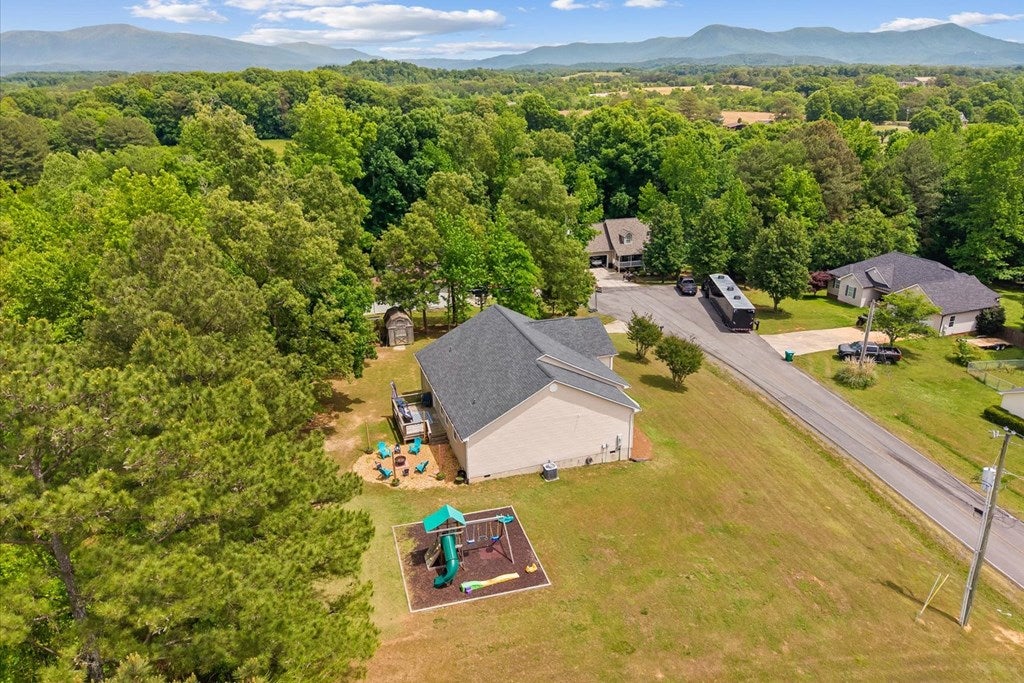 137 Hickory Lane