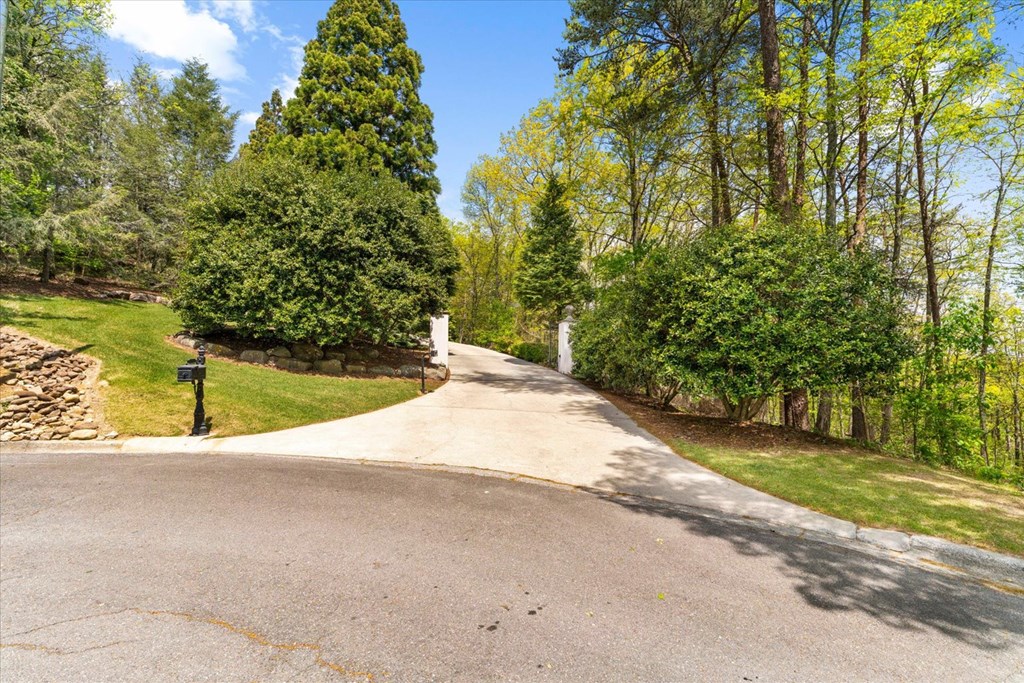 801 Battlefield Park Drive