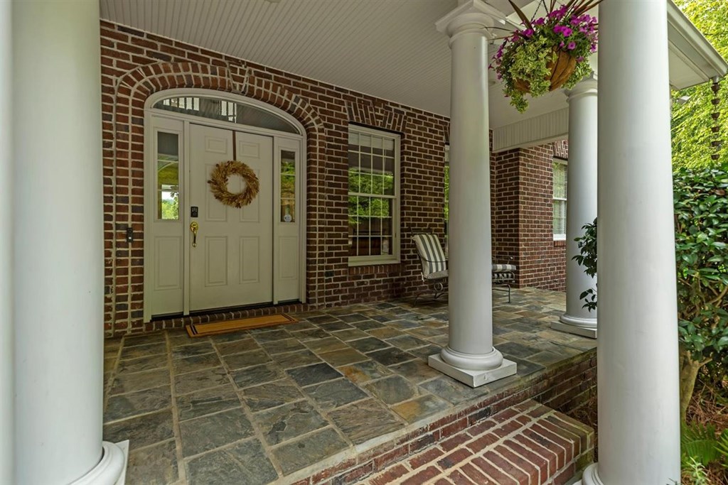1247 Reed Road