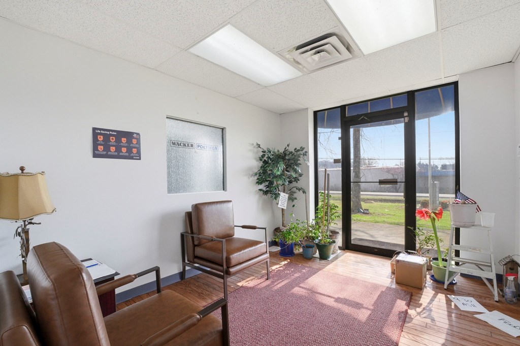 2124 S Hamilton Street