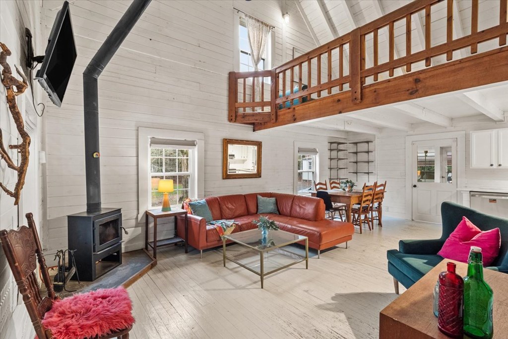 1824 Old Bucktown Road