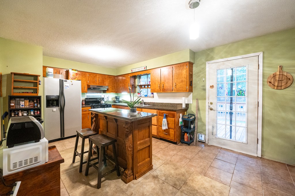 201 Laurelwood Circle