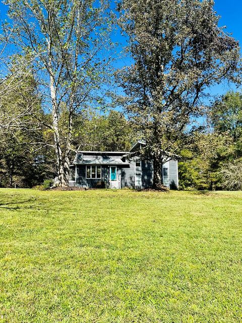 231 Sequoyah Drive CHATSWORTH GA 30705