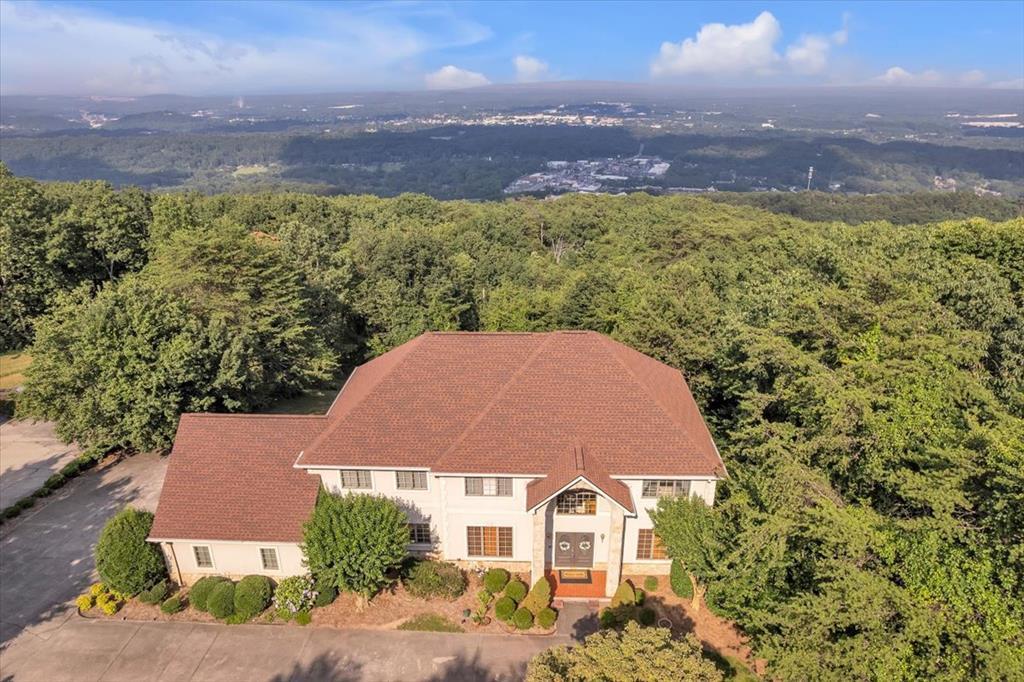 Photo 1 of 98 — 815 Battlefield Park Drive, DALTON, GA 30720