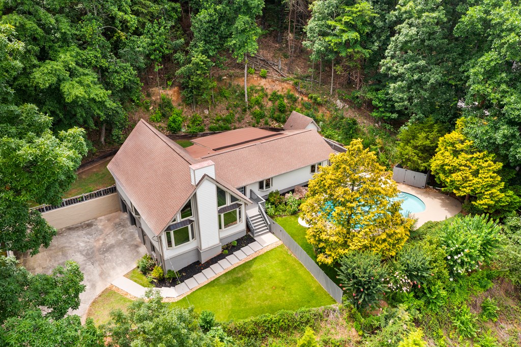 2219 Rocky Face Circle