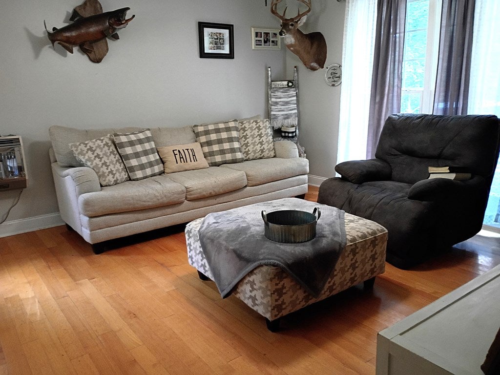 1266 Pleasant Gap Circle