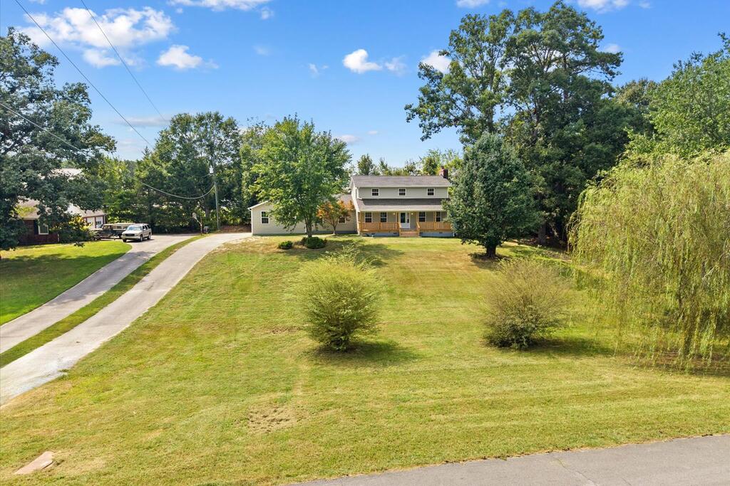 1421 Thrasher Hills Drive NE
